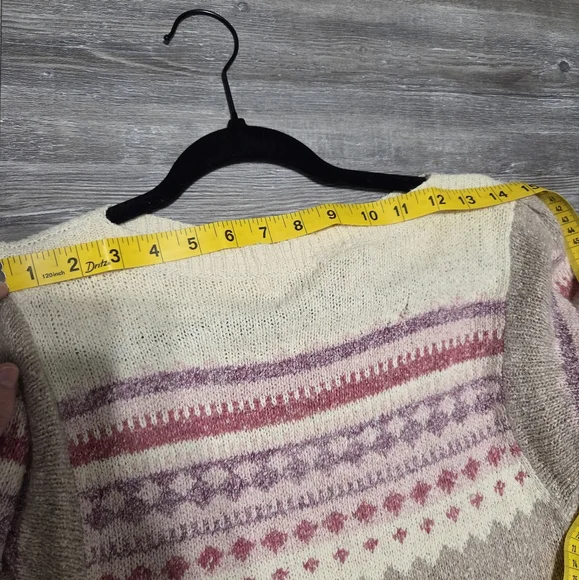 Vintage de Rotchild Cozy Knit Dress with Pink and Cream Accents - Picture 9 of 12